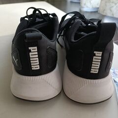 【PUMA】スニーカー24.5cmの画像