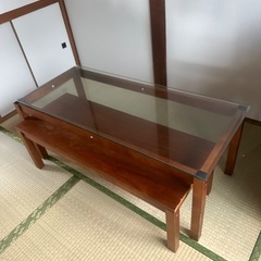 グラスローテーブル