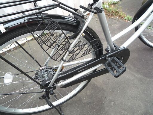自転車 カゴ付き 26インチ シルバー×ブラック 切替無し 美品 POZZAT 苫小牧西店