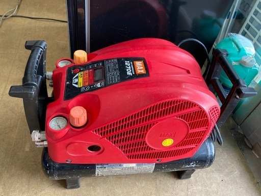 ＭＡＸ エアコンプレッサ AK-HL1270E  リサイクルショップ宮崎屋　佐土原店　25.6.22F