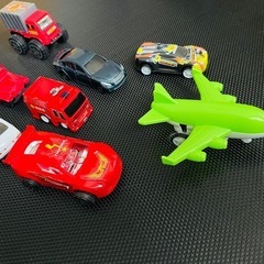 車、飛行機8台セットの画像