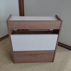 配線隠し棚