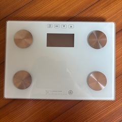 まだまだ現役！体重・体組成計♪