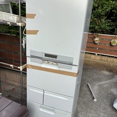 冷蔵庫引き取りおねがいします。