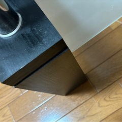 ガラステーブルの画像