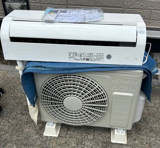 日立　ルームエアコンRAS-D28M 2022年製