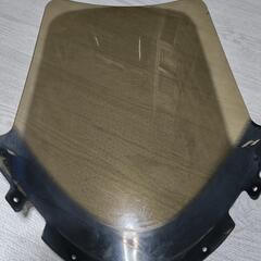 取引中 マジェスティ125 純正スクリーン 傷ありの画像