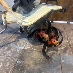 実働中古耕運機/管理機/農機具。エンジン修理済/サビ、汚れ多数あります。引き取り希望です🙇‍♂️の画像