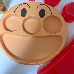 アンパンマン食器の画像