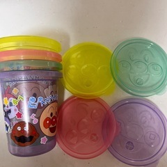 アンパンマン食器の画像