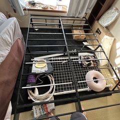 ZINUS ダブルベッドの画像