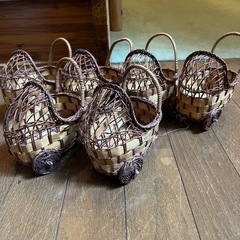 【かご】小さな押し車の形♡