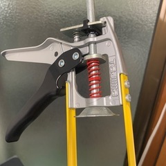 【工具】コーキングの時の器具の画像