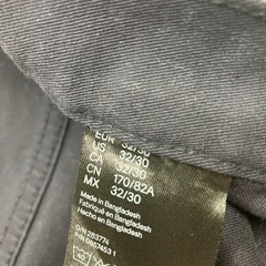 2506-586 H&M ハーフパンツ スリムフィット 中古の画像