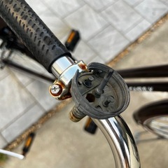 ママチャリ(パンク中) 自転車の画像
