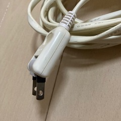 電源タップ　5m 4個口の画像