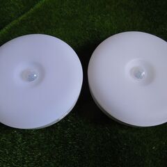 明暗センサー　人勧センサー　充電式LEDライト　新品２個セット