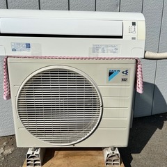 □使用回数10回程度□エアコン ダイキン 6畳用 2.2kw□DAIKIN