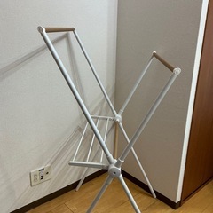 コンパクト物干し　(ニトリ)の画像