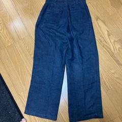 ワイドパンツ　股上深め　ネイビー　麻の画像