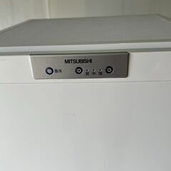 MITSUBISHI 冷凍庫 121L MF-U12T-Wホワイト 三菱電機　お近くなら無料配達いたします。（14）の画像