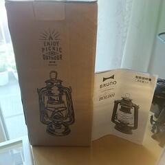 BRUNO　LEDランタン　シルバー色　インテリア　キャンプ　照明　飾り　などの画像