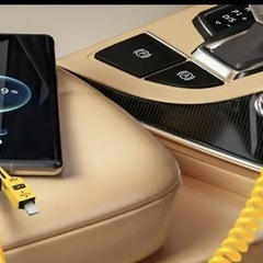 新品未使用　スマホ充電ケーブル　カールコードケーブル　4in-one充電ケーブの画像