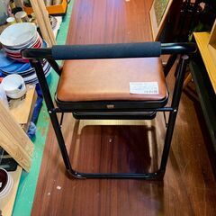 🔥🔥送料無料・設置無料有り🔥🔥１台二役踏み台チェアの画像