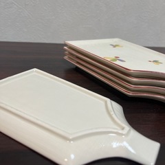 羽子板モチーフの取り皿の画像