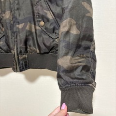 INGNI リバーシブル　MA1 ブルゾン　Mサイズ　カーキー×迷彩の画像