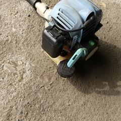 草刈り機