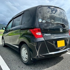 7人乗り♪低走行7万キロ台☆月々1.1万円〜分割払い可❗️車検2年付き！大人気☆HONDA フリード☆Bluetooth対応ナビ付き☆走行中DVD見れます☆電動スライドドア付き☆事故修復歴無し☆ドライブレコーダー付きのフル装備☆‼️の画像