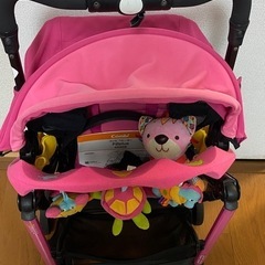 Combi F2Plus ベビーカー　ピンク　おもちゃ2点付きの画像