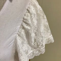 袖がオシャレなTシャツ🌸の画像
