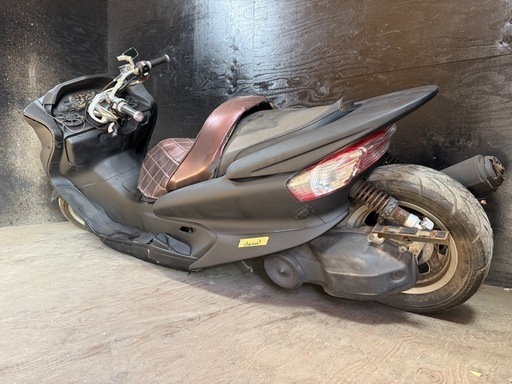 ★支払総額7.8万円★激安バイク続々入荷中！ なんでも買取ます！ ヤマハ マジェスティ250 マッド SG03J ロンホイ！ 社外リアサス！ 極みシャコタン！ リアスポイラー！ フロントマスク！ 社外ハンドル、ポスト！ エアロパーツ！ ☆支払総額7.8万円☆激安バイク続々入荷中！ なんでも買取ます