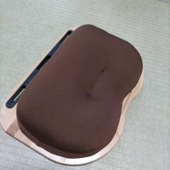 パソコン タブレットテーブルスタンドの画像