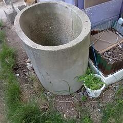 無料！！金魚鉢、植木鉢、防火水槽の画像