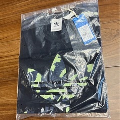アディダス　Tシャツの画像