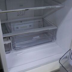 (1台限り★ジモティー特典あり★）アクア　3ドア冷蔵庫２３８L　２０２１年製　AQR-SV24K　60ｃｍ幅　真ん中冷凍室　自動製氷付き　高く買取るゾウ八幡東店の画像