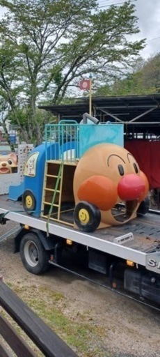 大型遊具　公園　保育園　子供　滑り台　展望台　アンパンマン