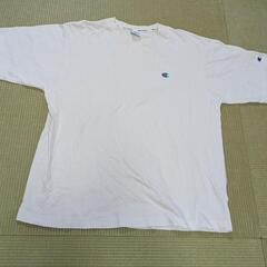 白いTシャツ