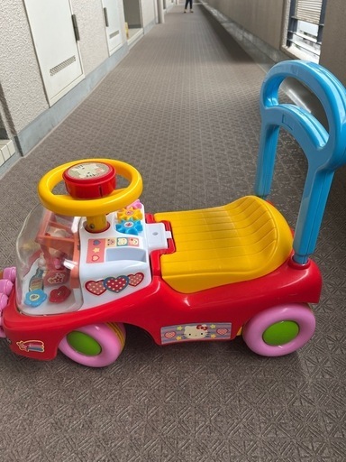 キティちゃん手押し車 (ねねここ) 神戸のその他の中古あげます