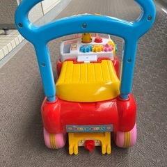 キティちゃん　手押し車の画像