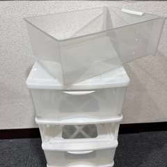 ５段コンパクトスリムな透明ケースの画像