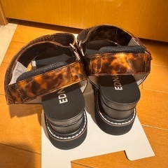 EDNA 厚底サンダル Sサイズの画像