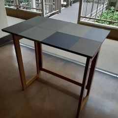 テレワーク　折りたたみテーブル