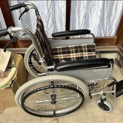 マキライフテック スチール製車いす　車椅子　KI-55の画像