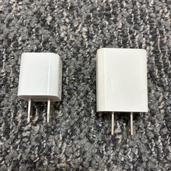 USB ACアダプター　１コ300円の画像