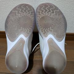 NIKEプレシジョン4 バスケットボールシューズの画像