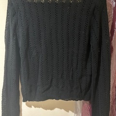 新品未使用品⭐︎肩パッド入り黒のカーディガンの画像